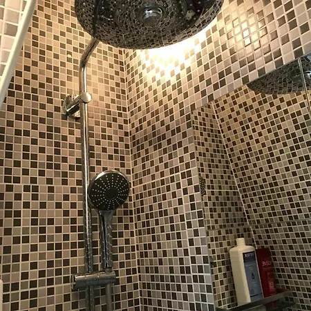 Tour Eiffel Quarto em Acomodações Particulares *