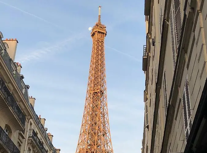 Tour Eiffel Homestay szállás *